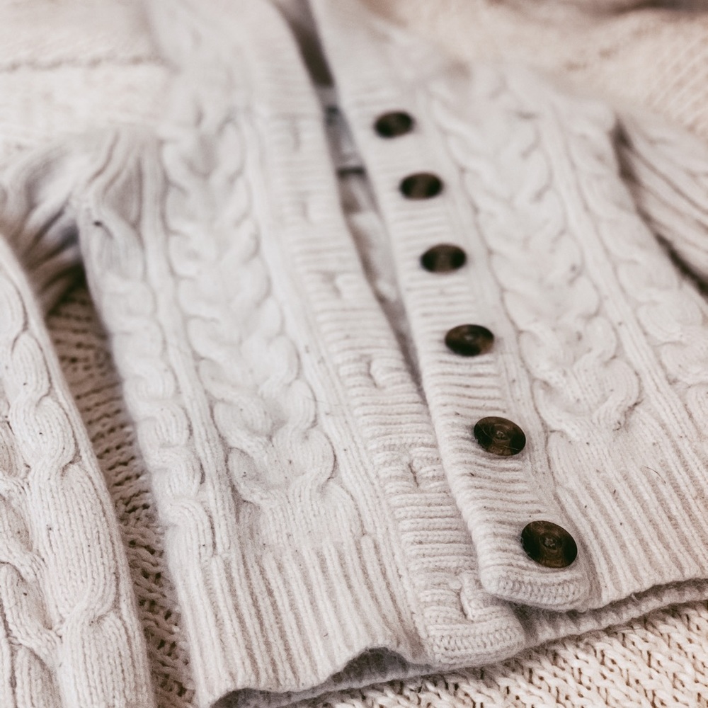 Abercrombie & Fitch Sweater